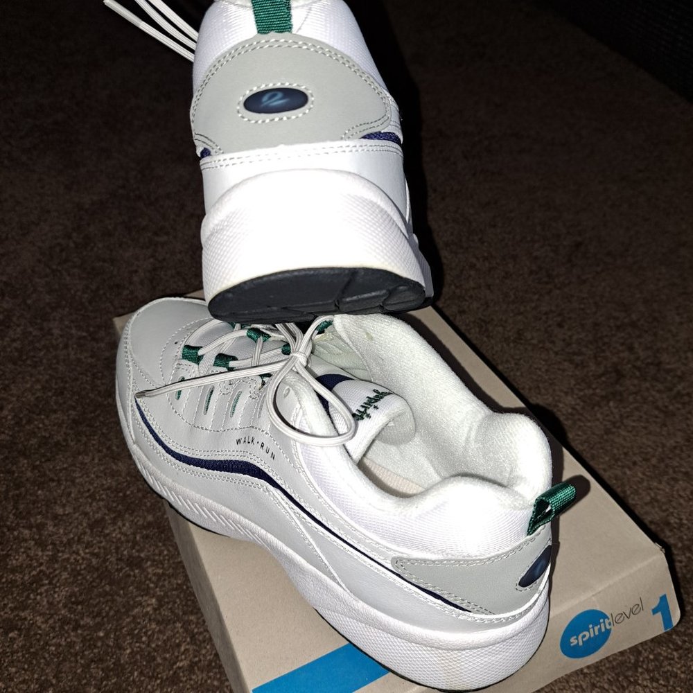Easy Spirit Es Romy LEATHER Walking Shoes Women's size 8.5 - Picture 5 of 8